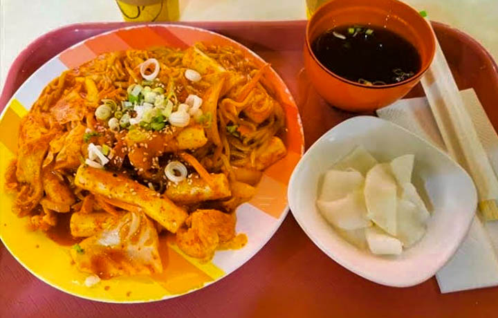 Where To Find The Best Food In Koreatown LA 7 Find some of Koreatown's best tteokbokki in the food court at Koreatown Plaza.