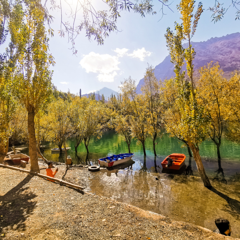 A Complete Travel Guide To Skardu, Pakistan 15 A view of the Upper Kachura Lake, Skardu, in autumn.