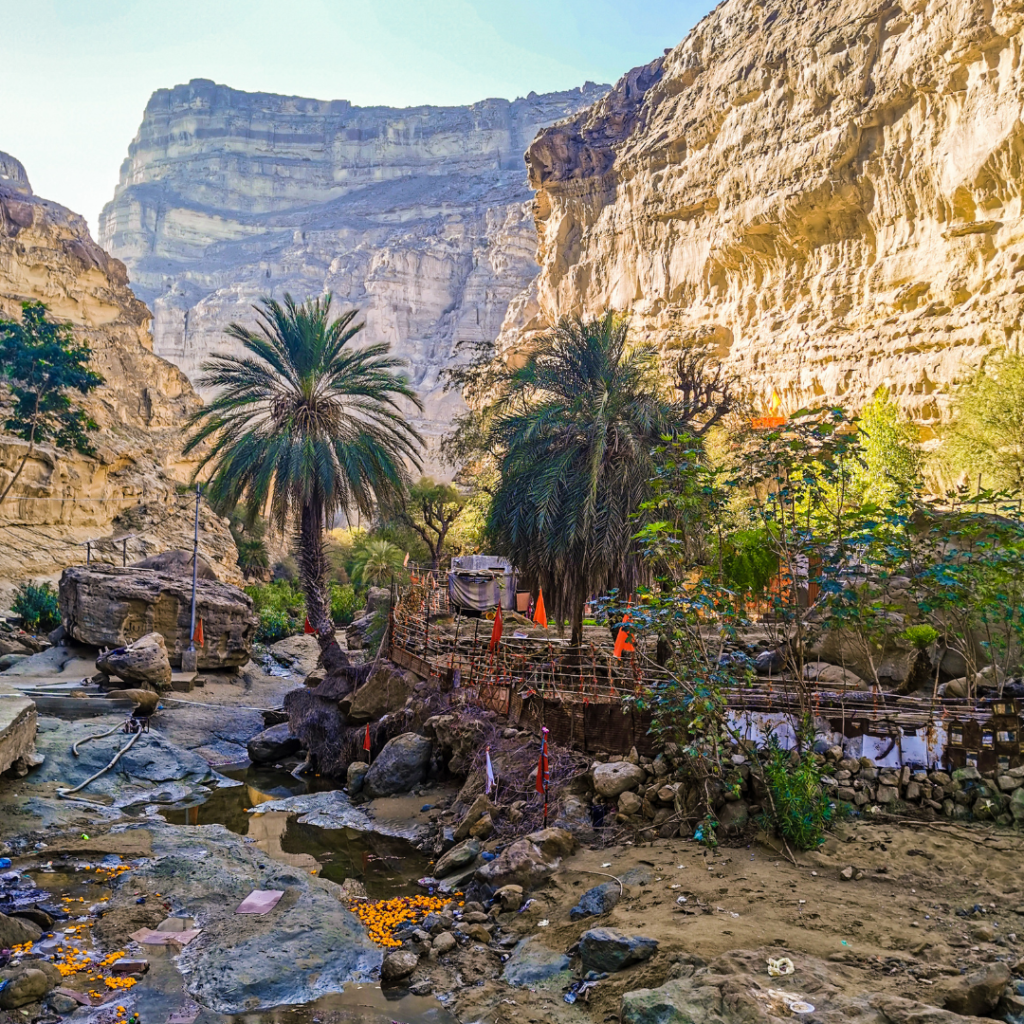 Full Itinerary For An Incredible Balochistan Day Trip From Karachi 14 Hinglaj Mata Mandir and Nani Mandir, a Hinduist temple complex in an oasis in Hingol National Park, Balochistan, Pakistan. One of the most important Hindu pilgrimage sites in Pakistan.