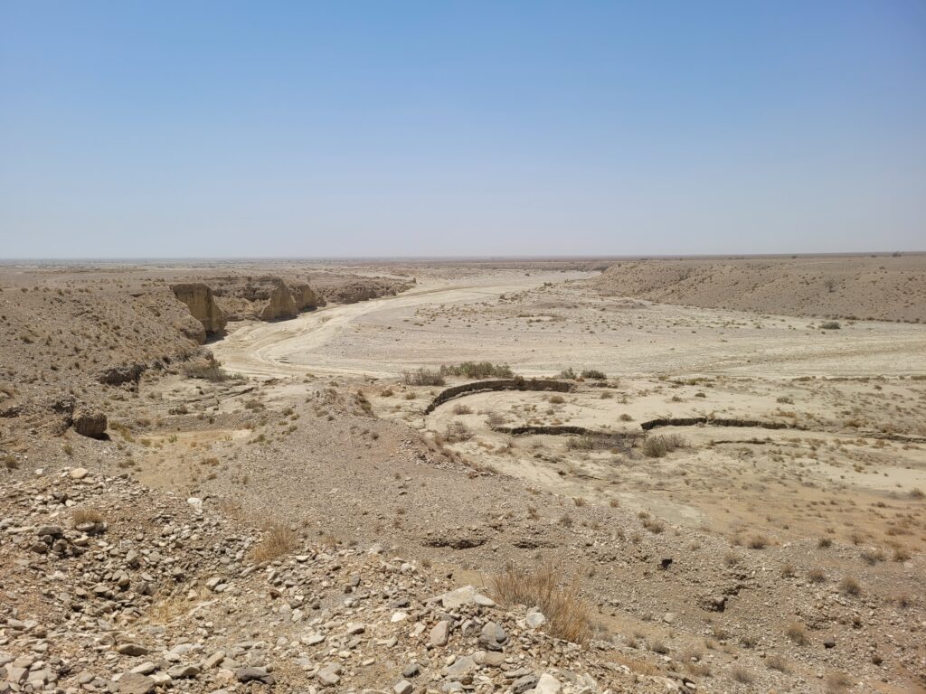 My Astonishing Visit To The Tribal Areas of Punjab, Pakistan 9 Arid mountains of the Koh e Suleman range located in the tribal areas of Punjab, Pakistan.
